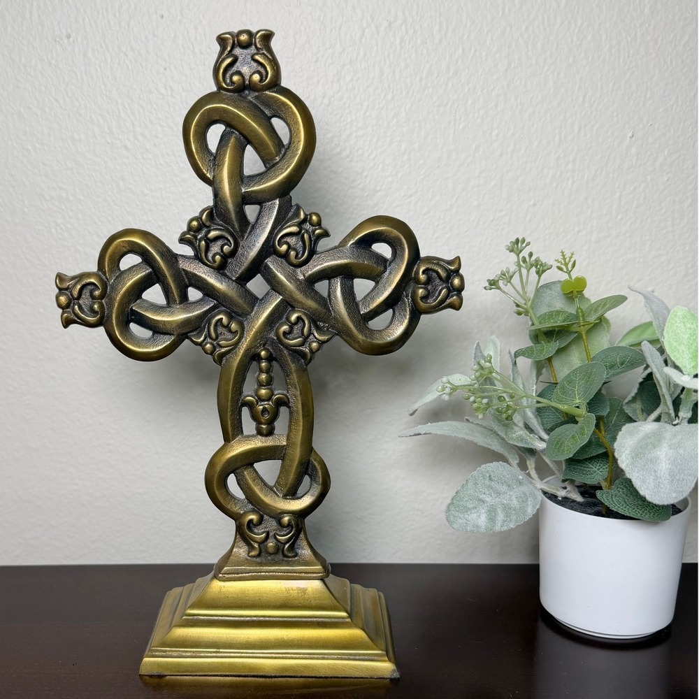 Vintage Celtic‎ Cross Brass Base Cast Iron Tabletop Altar Church Religious Decor